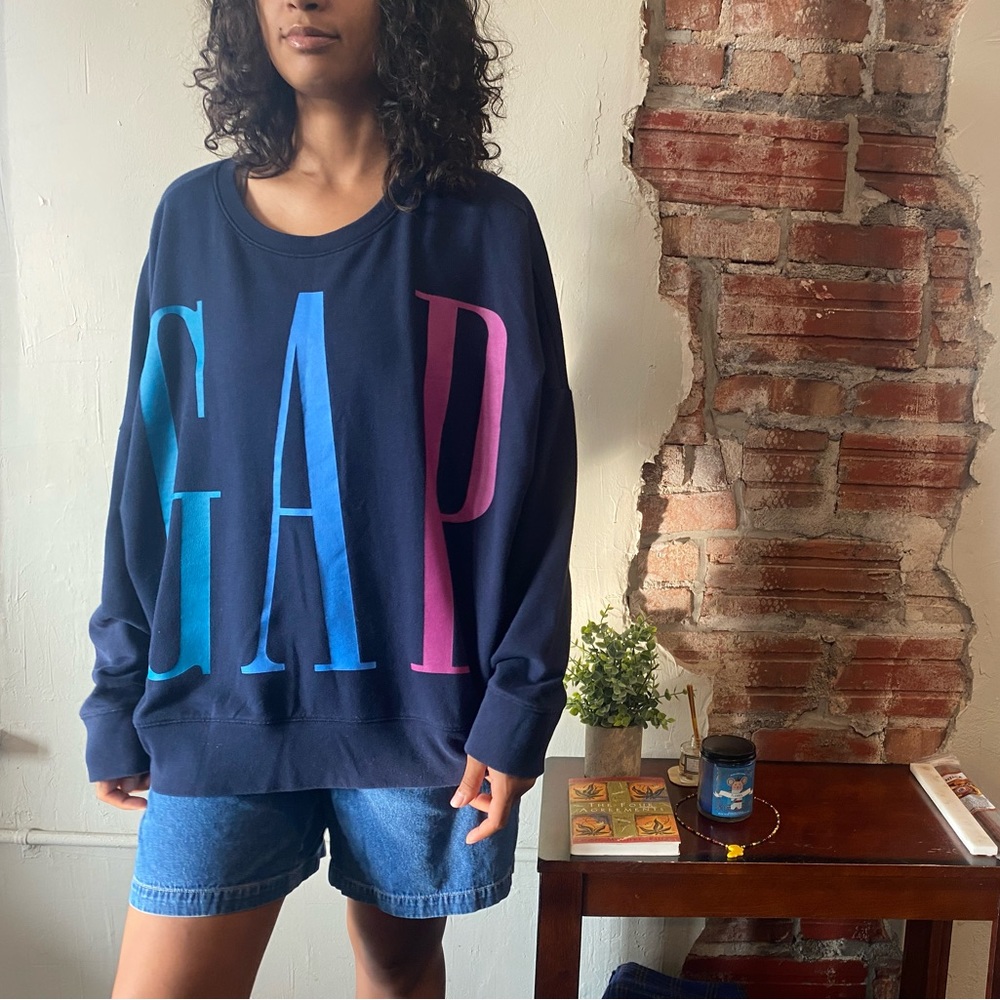 GAP LOGO SWEATSHIRT WOMEN’S SIZE XXL